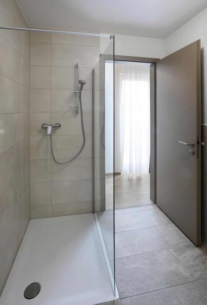 37 Aparthotel 3*